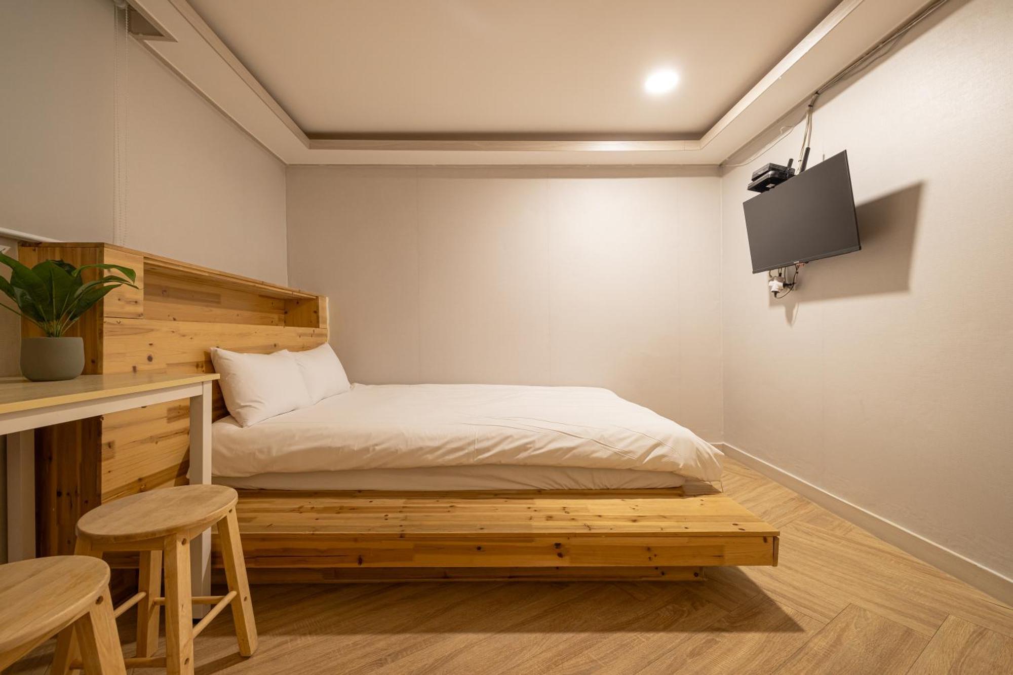 Guest house Woody Two Bedroom In Hongdae *