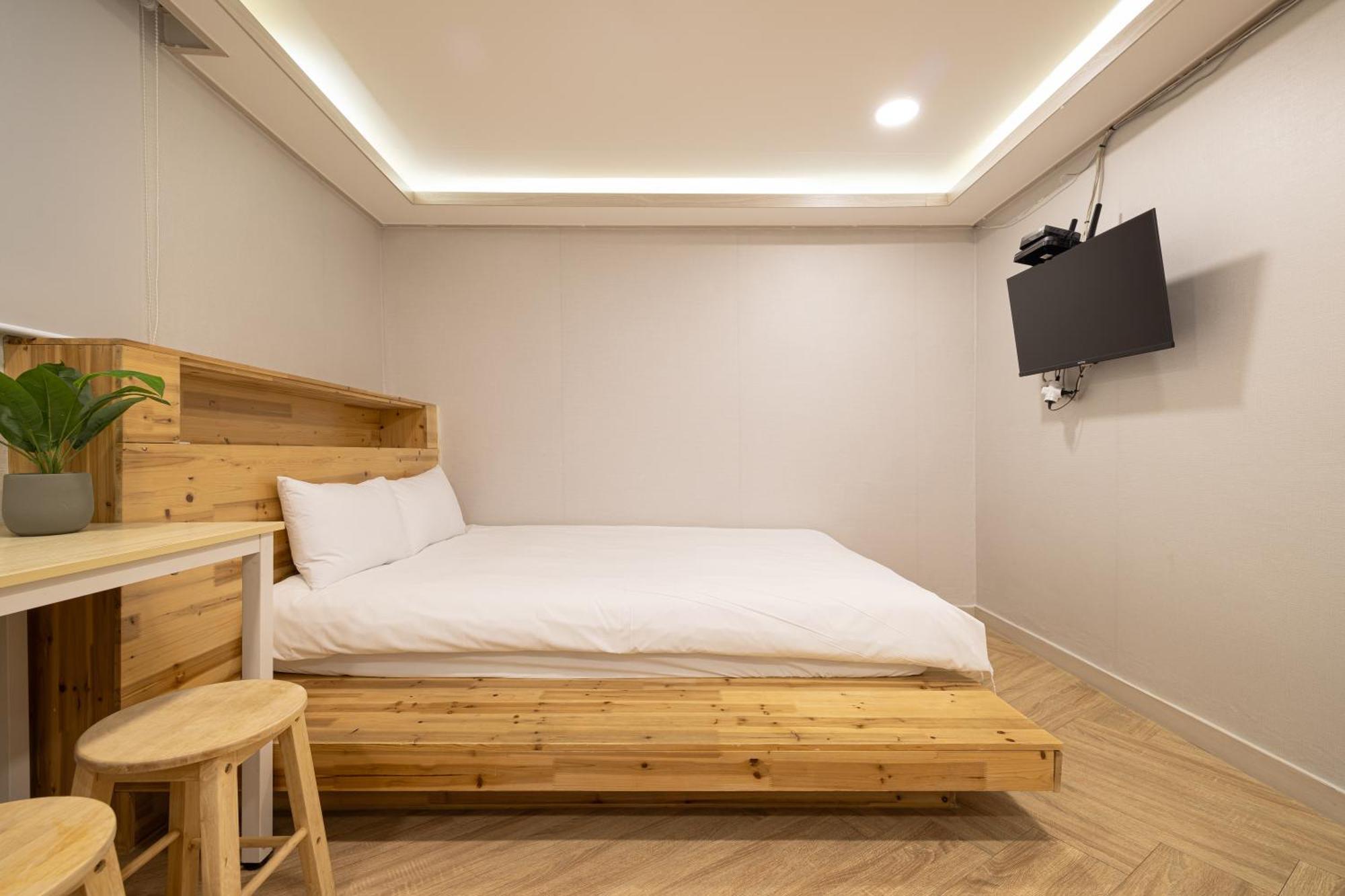 Woody Two Bedroom In Hongdae Rumah tetamu Seoul
